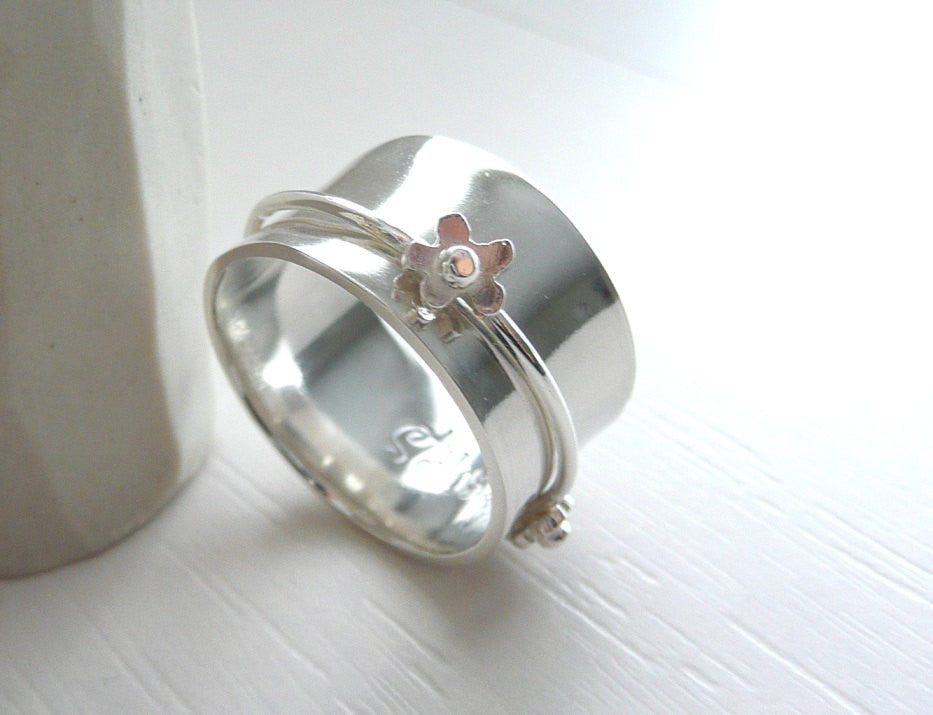 Romantic Daisy Flower Sterling Silver Spinner Ring