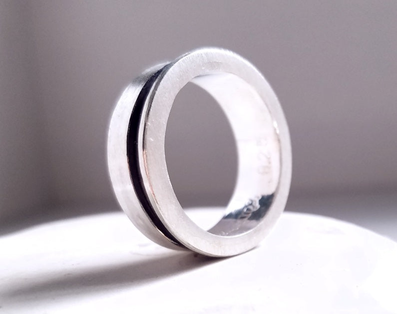 Men's Sterling Silver ring with black oxidation grooved line